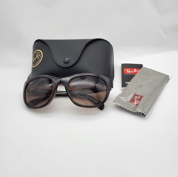 Ray-ban sunglasses - Picture 1 of 8